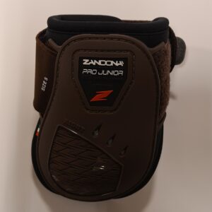 Zandona Pro Junior Air bakskydd Brown L